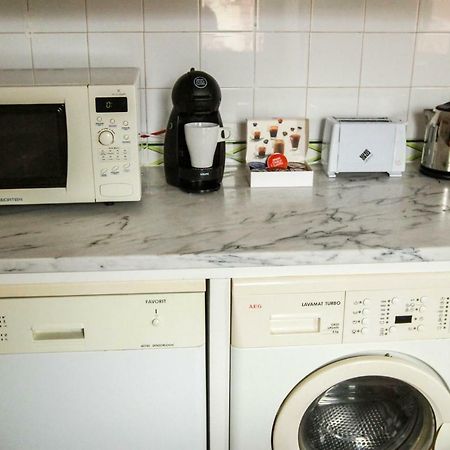 Cozy And Spacious Apartment In Graca, Lisbona Esterno foto