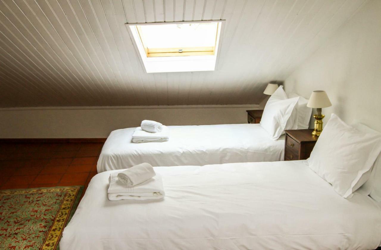 Cozy And Spacious Apartment In Graca, Lisbona Esterno foto