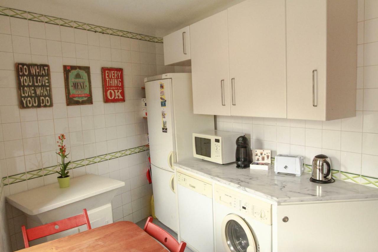 Cozy And Spacious Apartment In Graca, Lisbona Esterno foto