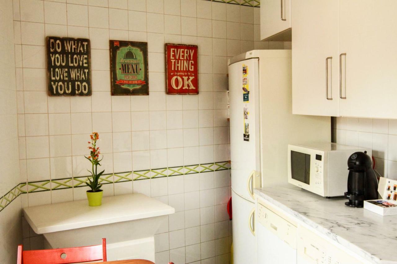 Cozy And Spacious Apartment In Graca, Lisbona Esterno foto